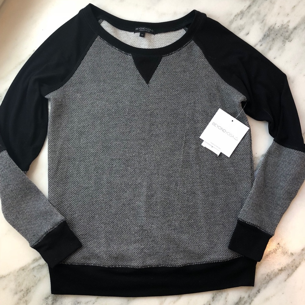 Beyond Yoga Pullover